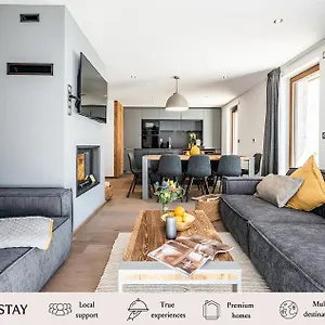 https://le-globe-argentire-chamonix-by-emerald-stay.hotels-rhonealpes.com